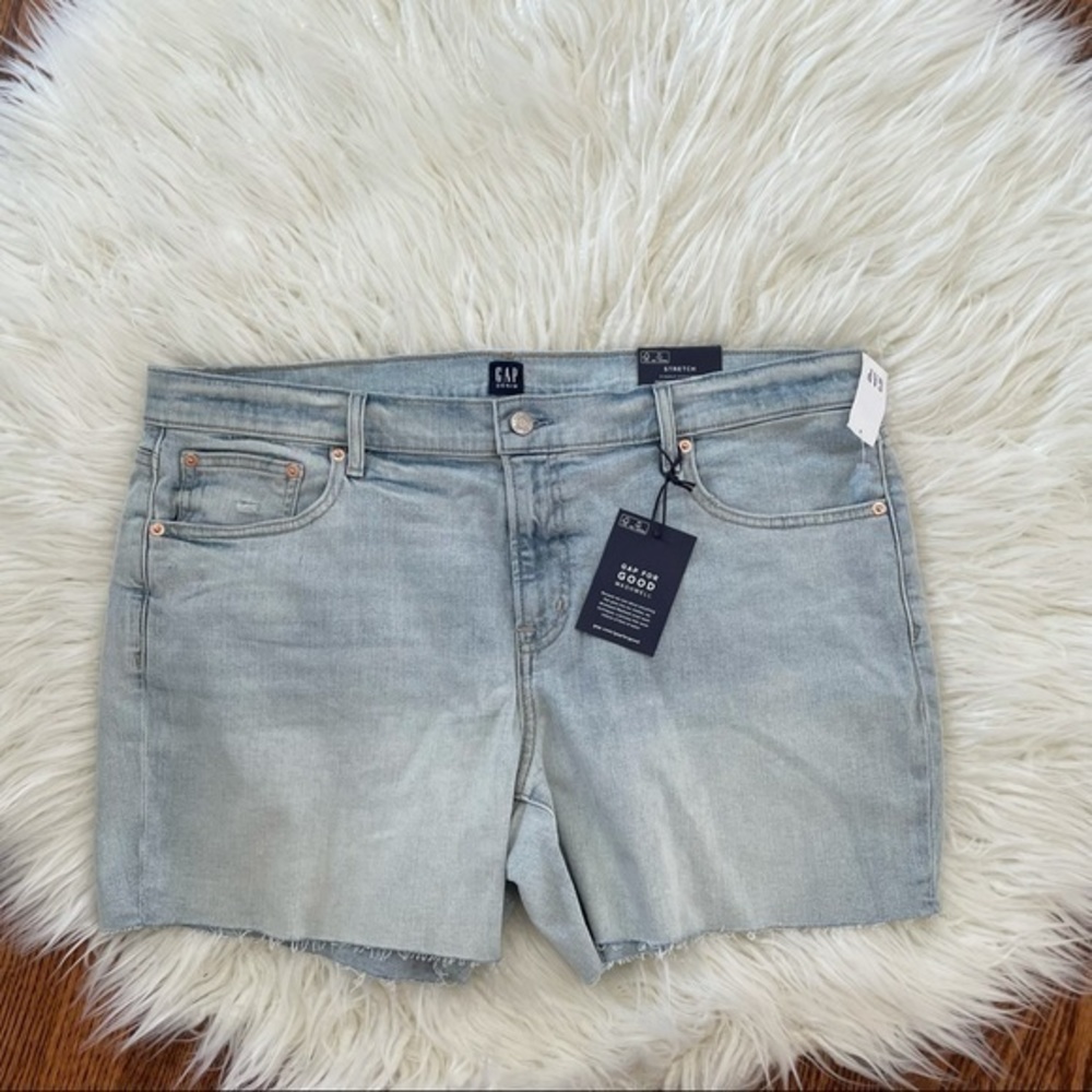 Gap light indigo cut off denim jean shorts 34 18